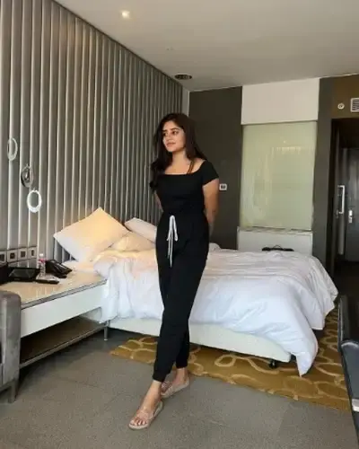 Call Girls Narsinghgarh Cash On Delivery